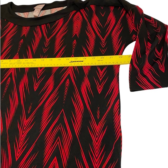 CHICO'S  Black Red Printed Top Shirt Tunic Size Large Longer In Back - Picture 4 of 8